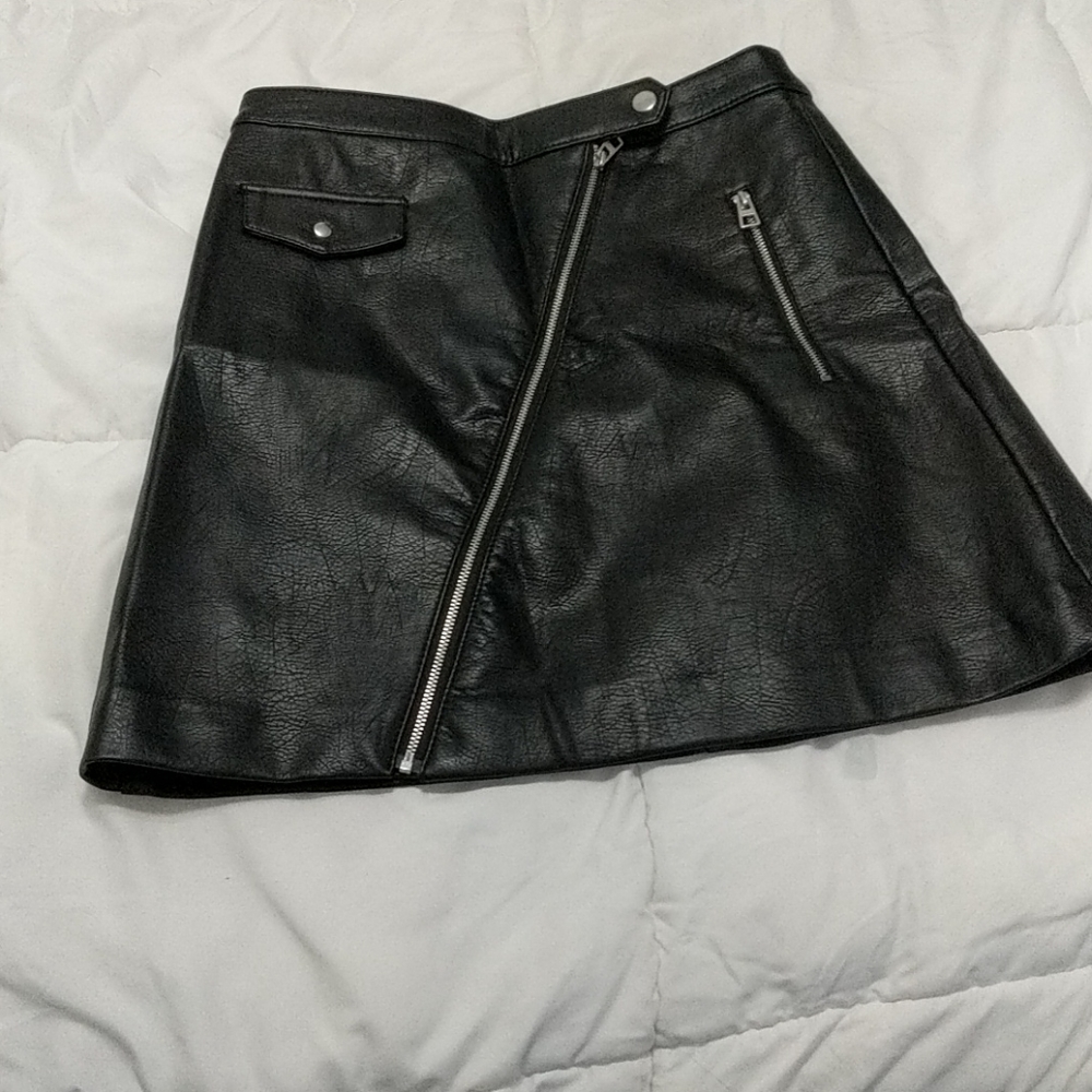 Leather skirt